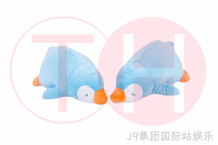 利用毛绒玩具模仿社会百态